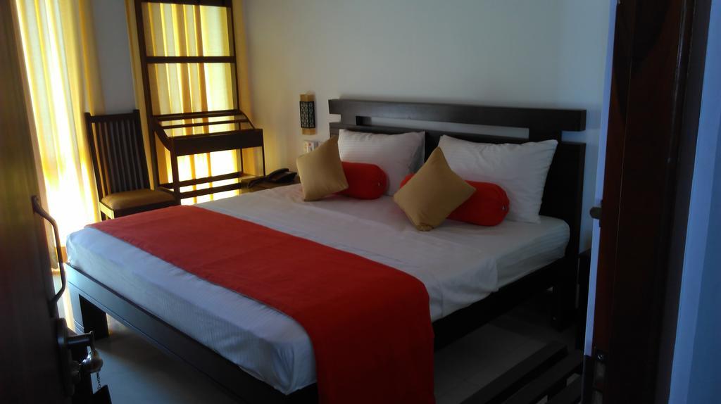 Vin Roma Inn Kandy Extérieur photo