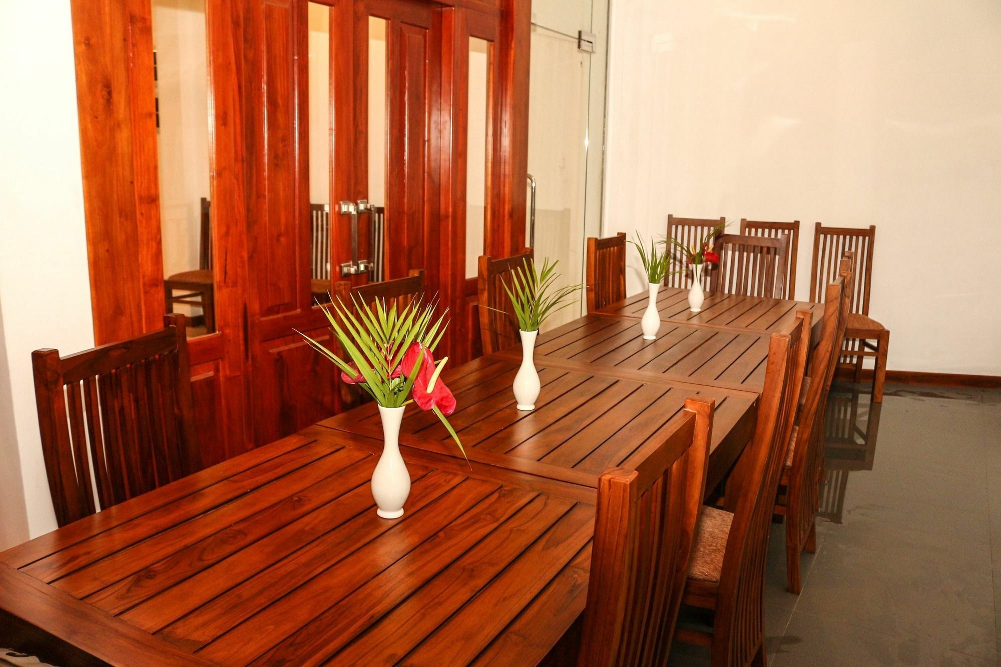 Vin Roma Inn Kandy Extérieur photo