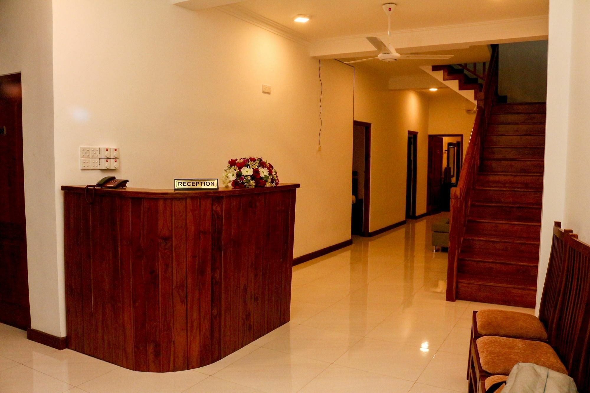 Vin Roma Inn Kandy Extérieur photo